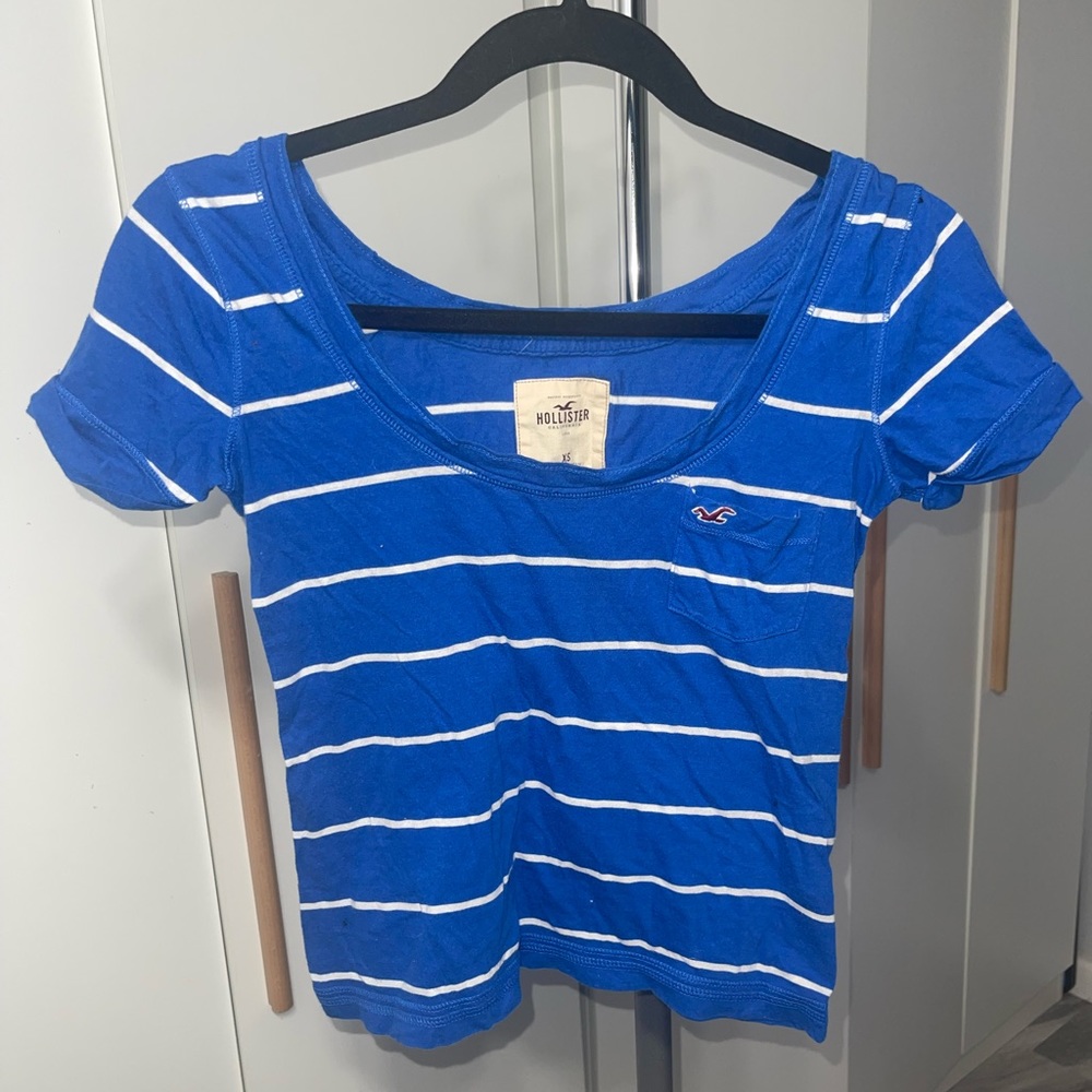 This cute crop top from Hollister.